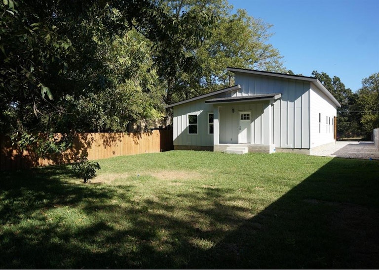 Photo 14 of 14 - 2188 Coldbrook Ln, Dallas, TX 75253