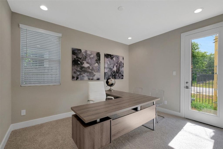 Photo 23 of 28 - 5509 Beall St Unit C, Houston, TX 77091