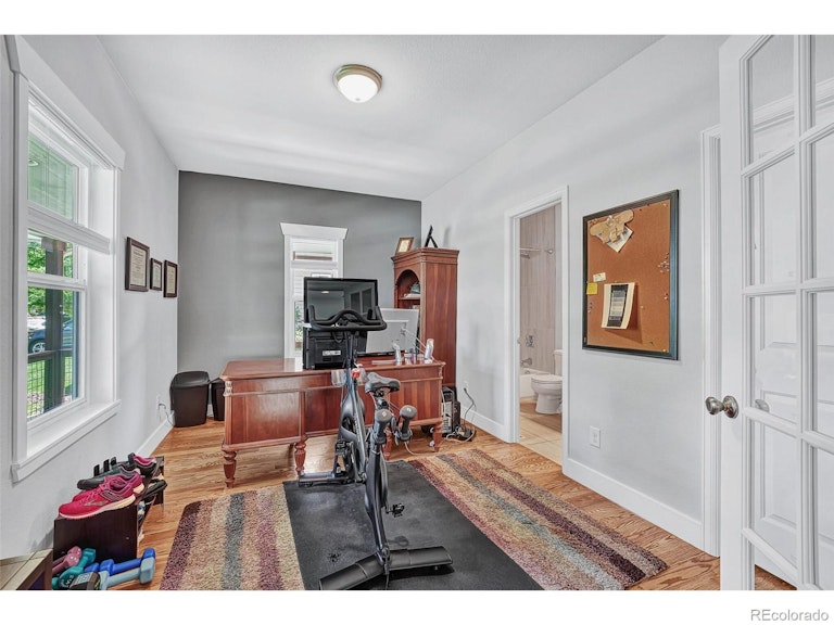Photo 12 of 40 - 2039 S Gilpin St, Denver, CO 80210