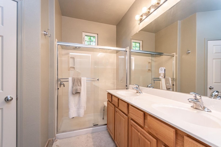 Photo 26 of 42 - 955 Marvin Gardens Way #28, Rocklin, CA 95765