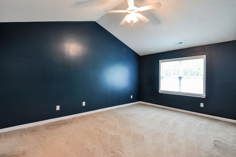 Photo 12 of 25 - 285 Trenburg Pl, Clayton, NC 27520