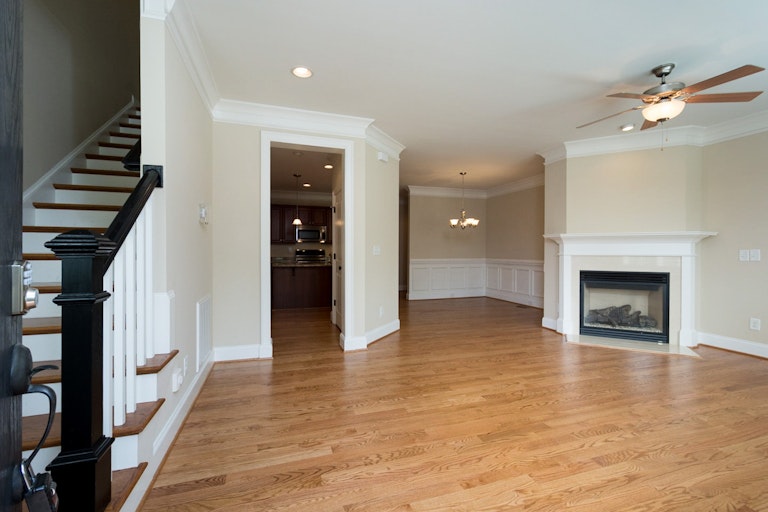 Photo 3 of 18 - 142 Cofield Cir, Durham, NC 27707