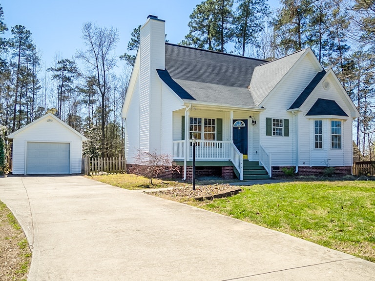 Photo 1 of 23 - 1142 Darius Pearce Rd, Youngsville, NC 27596