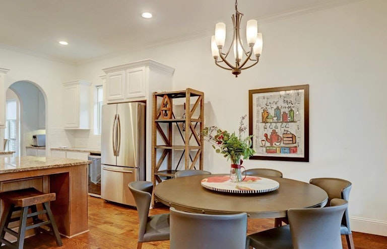 Photo 17 of 22 - 111 Tadpole Ct, Tomball, TX 77375