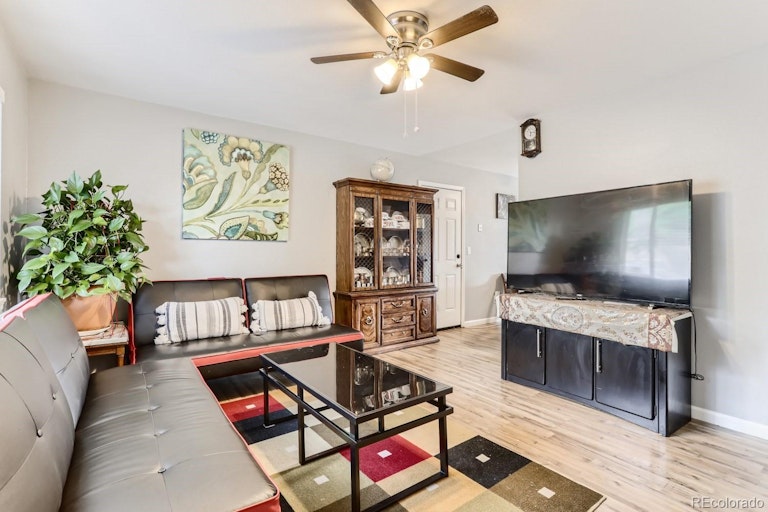 Photo 2 of 11 - 1019 S Newark St, Aurora, CO 80012