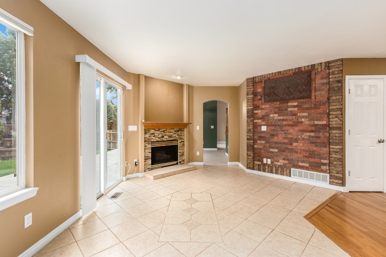 Photo 5 of 19 - 4655 W 112th Ct, Westminster, CO 80031