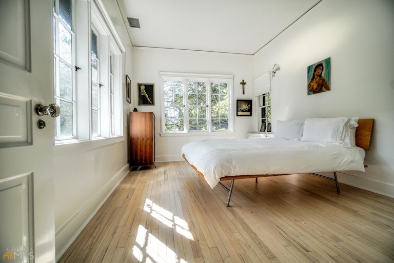Photo 27 of 59 - 898 Briarcliff Rd NE, Atlanta, GA 30306