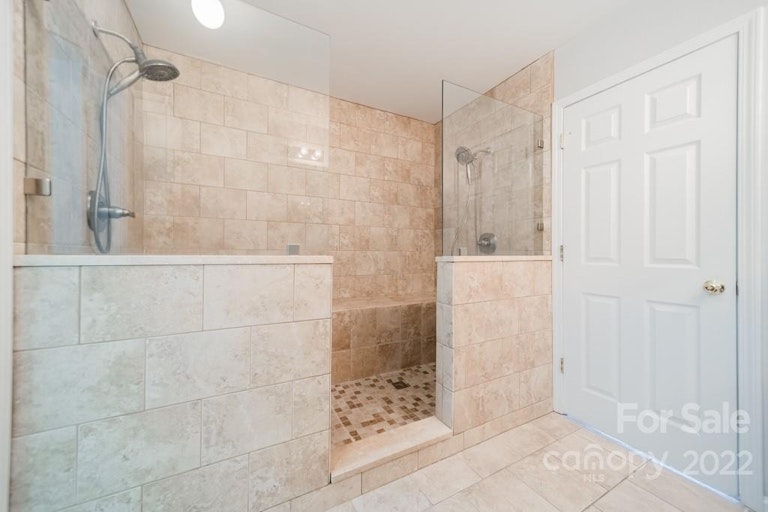 Photo 22 of 33 - 17360 Villanova Rd, Huntersville, NC 28078