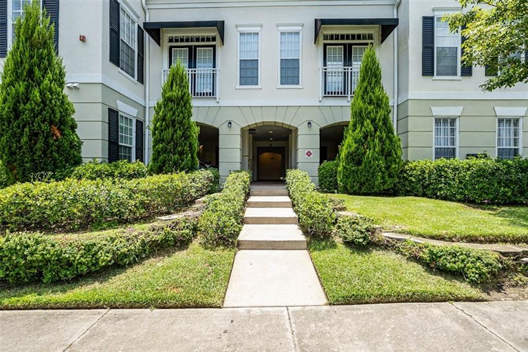 Photo 1 of 20 - 239 Longview Ave #113, Kissimmee, FL 34747