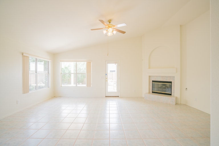 Photo 3 of 24 - 9821 W Tonopah Dr, Peoria, AZ 85382
