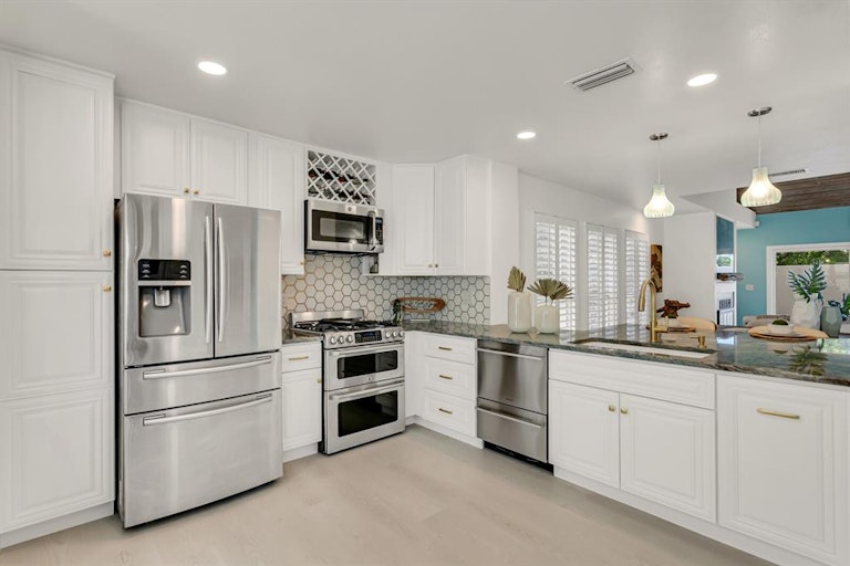 Photo 20 of 54 - 11003 Peach Point Ct, Bradenton, FL 34209
