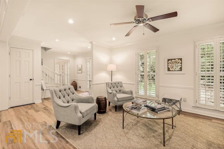 Photo 7 of 36 - 4345 Inverary Walk NE, Roswell, GA 30075