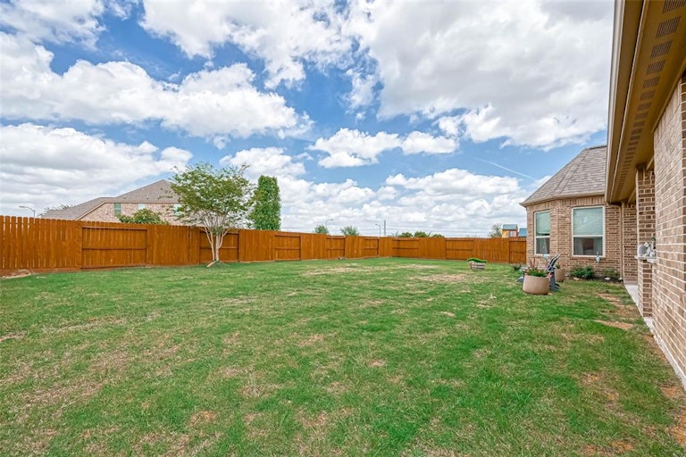 Photo 40 of 47 - 11406 Domina St, Richmond, TX 77406
