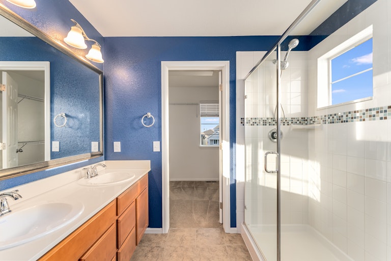 Photo 6 of 19 - 9330 Dunraven St, Arvada, CO 80007