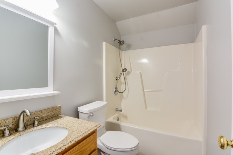 Photo 18 of 25 - 2003 Frissell Ave, Apex, NC 27502