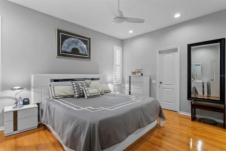 Photo 15 of 44 - 9313 Hunters Park Way, Tampa, FL 33647
