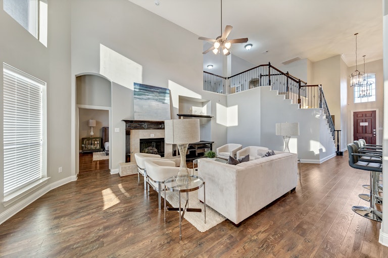Photo 5 of 43 - 2740 Cape Pearl Dr, Grand Prairie, TX 75054