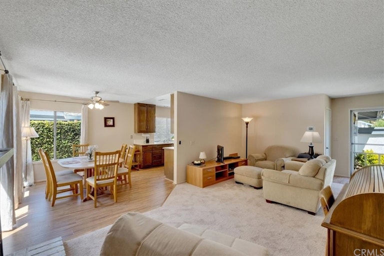 Photo 4 of 27 - 29292 Edgewood Rd, San Juan Capistrano, CA 92675