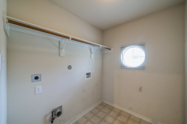 Photo 25 of 29 - 4115 Tree Mist Ct, Humble, TX 77346