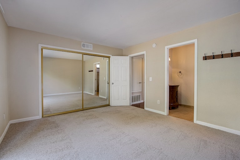 Photo 6 of 35 - 8208 Newbridge Way, Citrus Heights, CA 95610