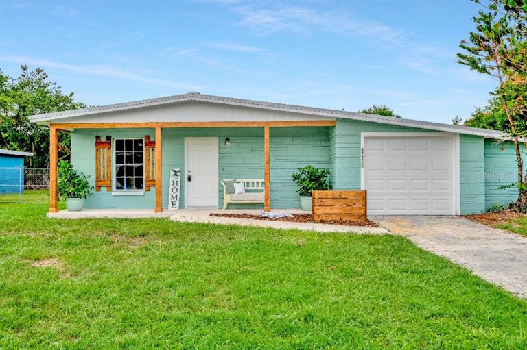 Photo 1 of 17 - 6564 S West Shore Cir, Tampa, FL 33616