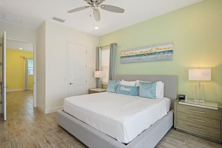 Photo 21 of 34 - 8117 SE Surf St #8117, Kissimmee, FL 34747