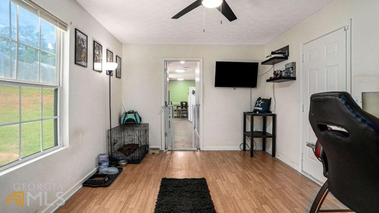 Photo 15 of 33 - 6732 Dorsett Shoals Rd, Douglasville, GA 30135