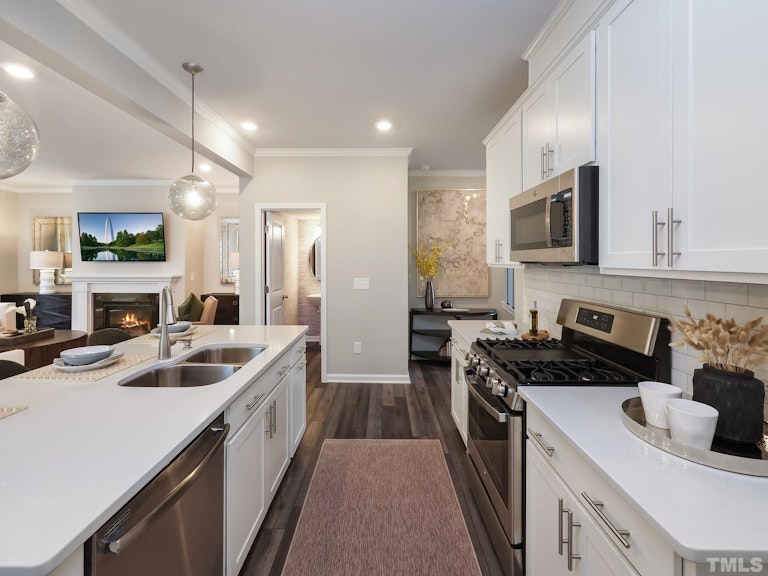 Photo 7 of 31 - 1205 Matterhorn Dr #258, Fuquay Varina, NC 27526
