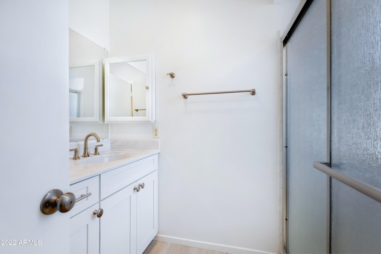 Photo 20 of 40 - 10430 N 10th Pl #2, Phoenix, AZ 85020