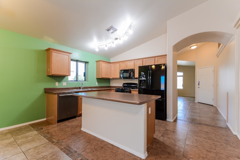 Photo 11 of 25 - 14211 N Chaco Journey Ave, Marana, AZ 85658