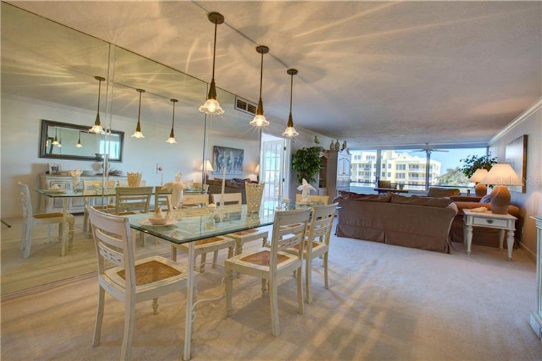 Photo 7 of 22 - 9150 Blind Pass Rd #404, Sarasota, FL 34242