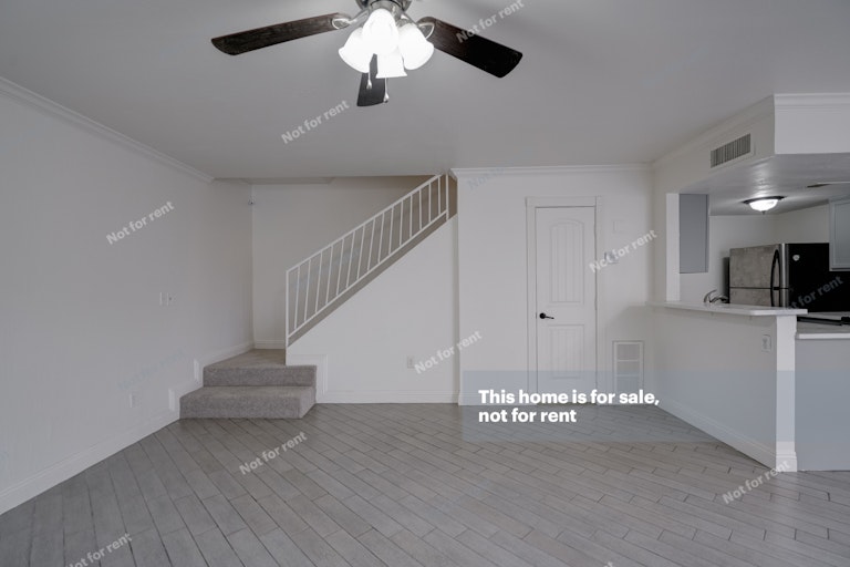 Photo 15 of 19 - 2132 W Glenrosa Ave #83B, Phoenix, AZ 85015
