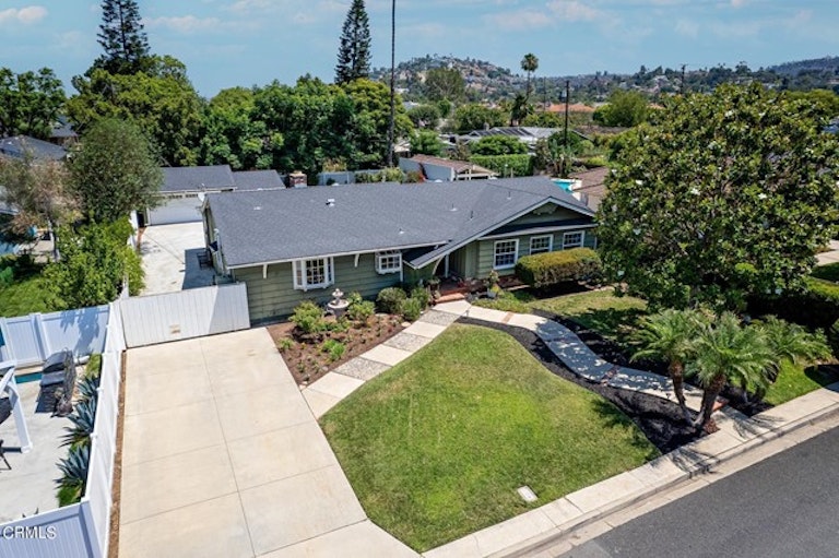 Photo 35 of 36 - 18681 Spaulding Ave, Santa Ana, CA 92705