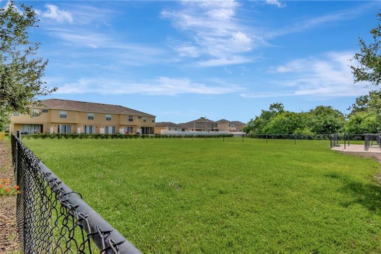 Photo 44 of 47 - 1964 Hawks View Dr, Ruskin, FL 33570