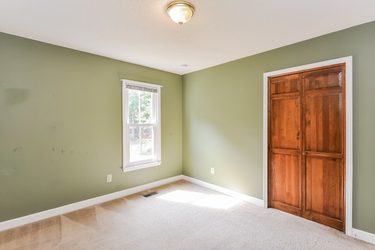 Photo 18 of 25 - 4709 Plum Blossum Dr, Knightdale, NC 27545