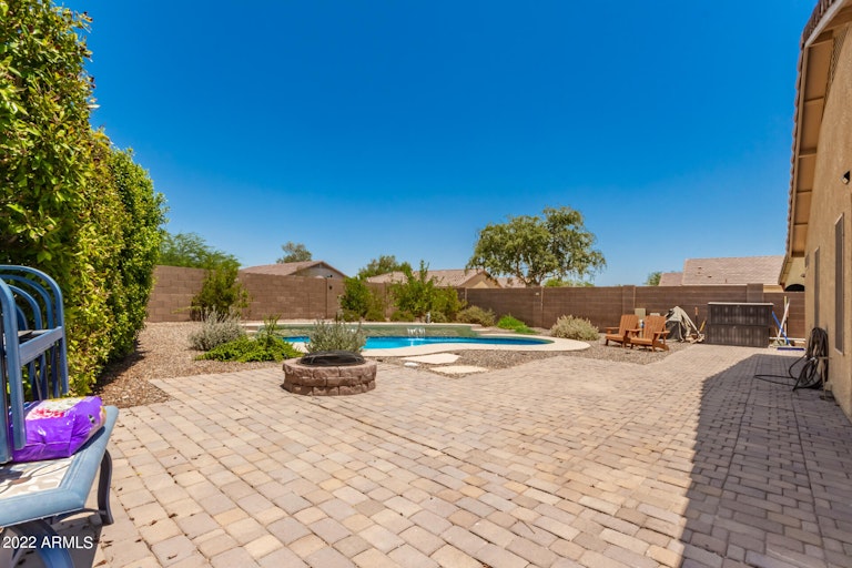 Photo 24 of 28 - 378 W Santa Gertrudis Cir, San Tan Valley, AZ 85143