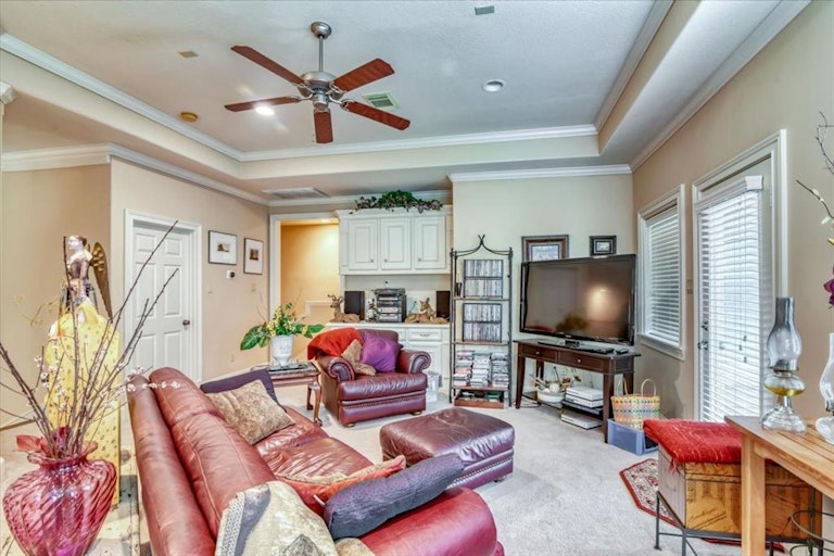 Photo 30 of 50 - 25306 Fawn Point Ct, Spring, TX 77389