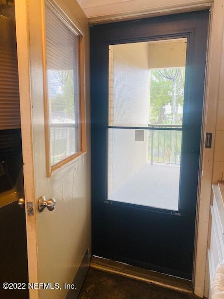 Photo 7 of 14 - 4975 San Jose Blvd #306, Jacksonville, FL 32207