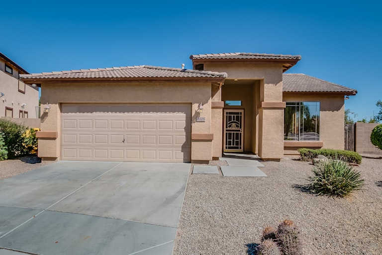 Photo 1 of 30 - 3205 S 103rd Dr, Tolleson, AZ 85353
