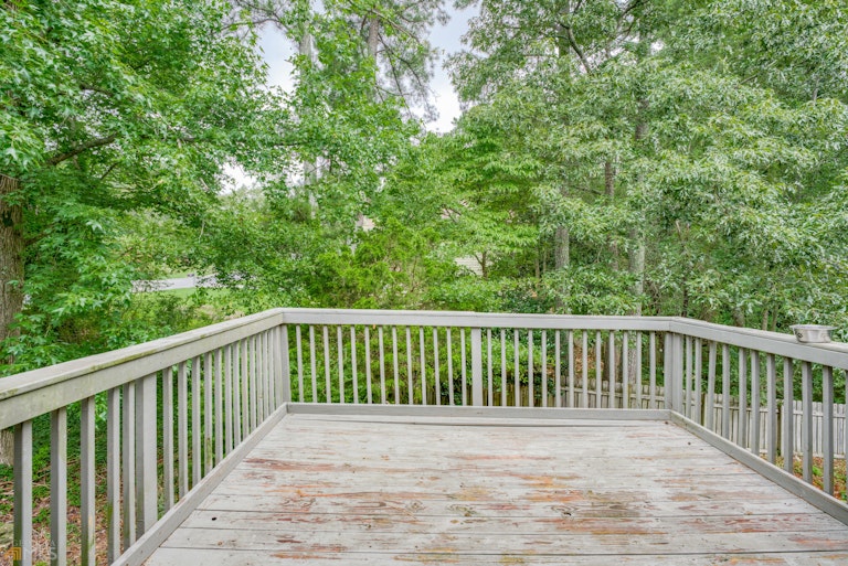 Photo 22 of 27 - 2001 Buckley Trl, Snellville, GA 30078