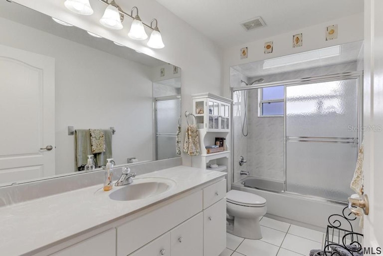 Photo 35 of 60 - 52 Rockefeller Dr, Palm Coast, FL 32164