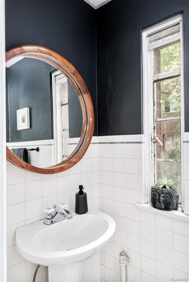 Photo 18 of 26 - 1410 Vine St #3, Denver, CO 80206