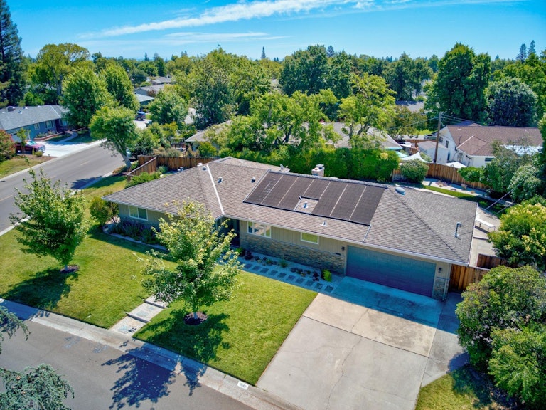 Photo 44 of 68 - 1940 Rolling Hills Rd, Sacramento, CA 95864