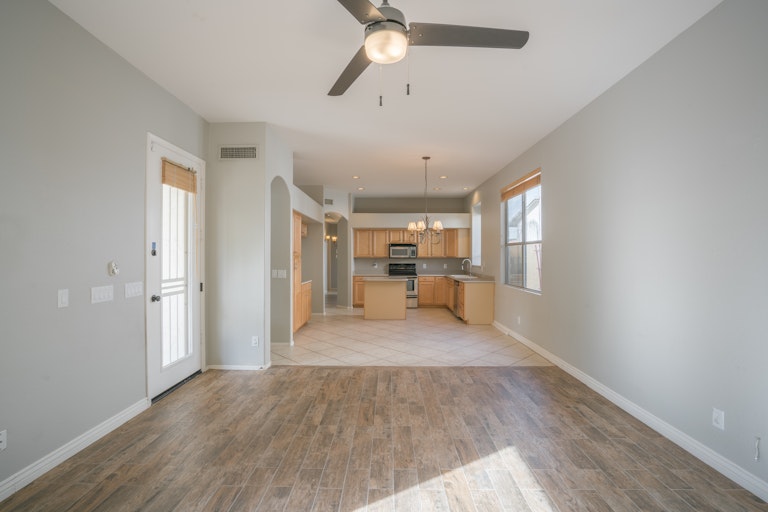 Photo 8 of 29 - 6509 W Piute Ave, Glendale, AZ 85308