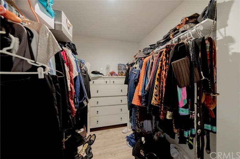 Photo 33 of 49 - 5801 Agnes Ave, Valley Village, CA 91607