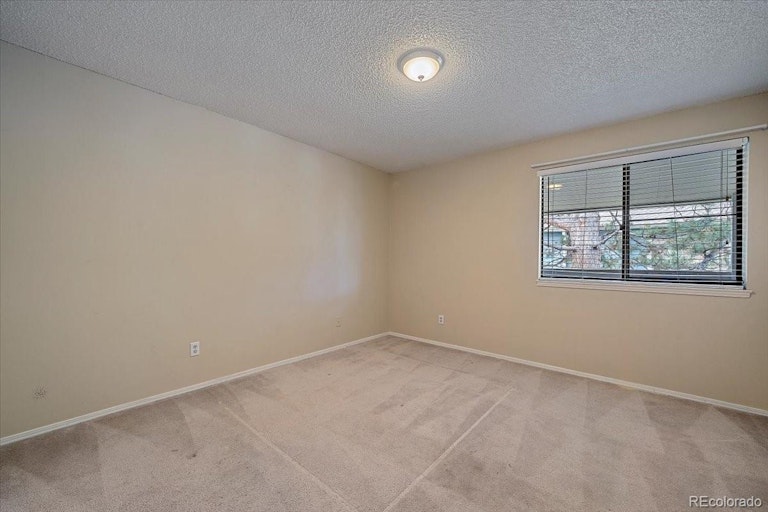 Photo 8 of 20 - 8600 E Alameda Ave #14-206, Denver, CO 80247