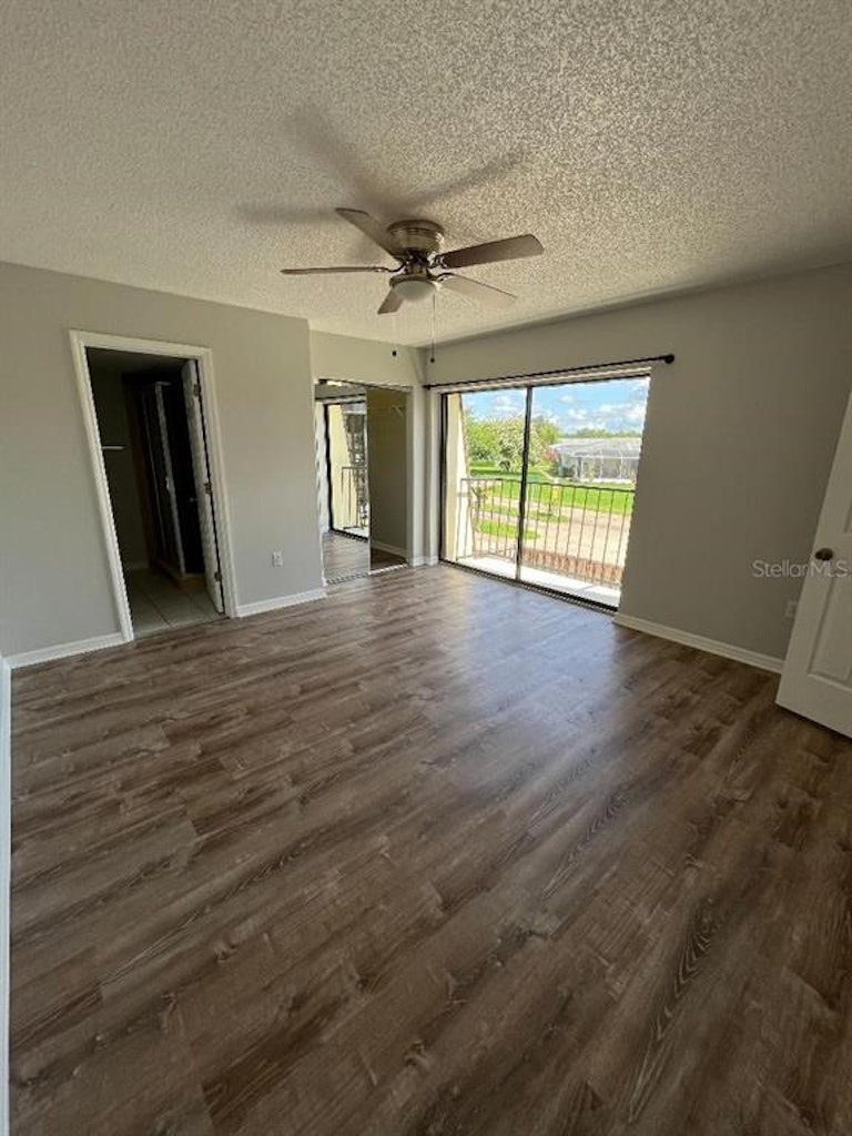Photo 17 of 20 - 2955 Poplar Ave, Leesburg, FL 34748