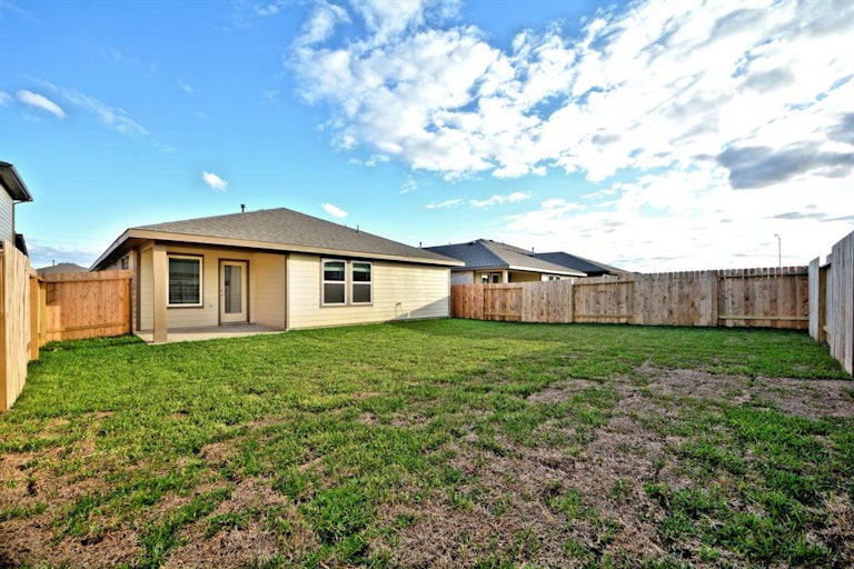 Photo 21 of 25 - 6919 Telford Hollow Trl, Richmond, TX 77407