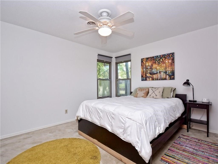 Photo 27 of 35 - 5409 Wellington Dr, Austin, TX 78723