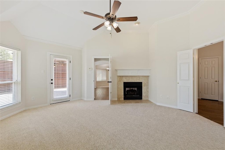 Photo 16 of 28 - 8904 Lakewood Dr, Irving, TX 75063